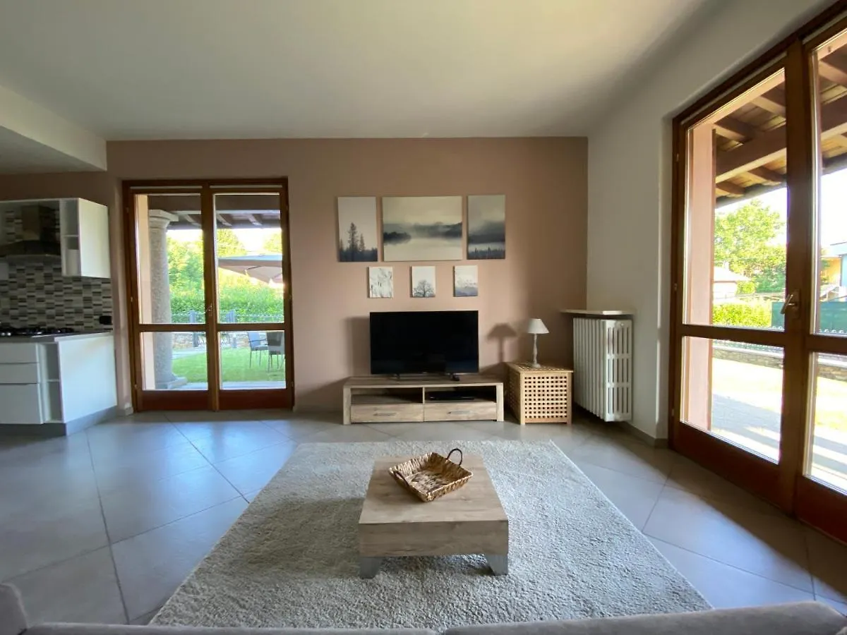 Villa Vittoria إيربا